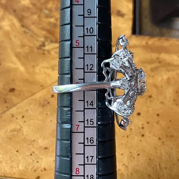 Genuine Moissanite Sterling Silver Cocktail Ring Size 6 - Picture 8 of 9